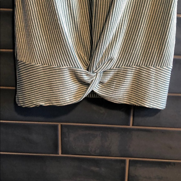 Green and white stripe twist knot front shirt - Picture 4 of 5